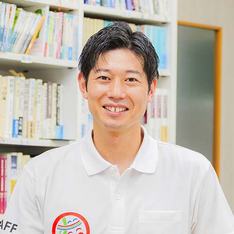 あきやまさん